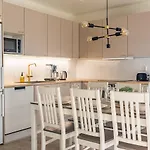 Apartment Tuomenkartano By Hiekka Kalajoki