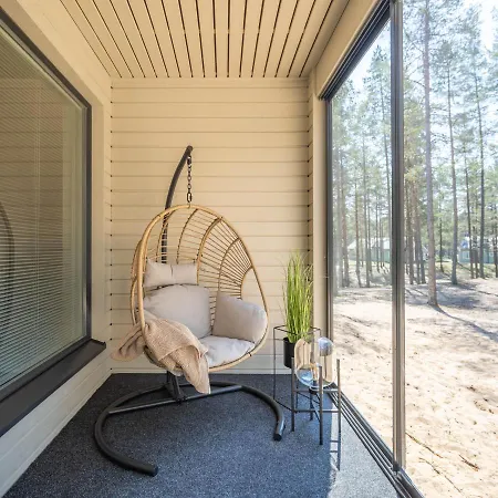 Tuomenkartano By Hiekka Калайоки