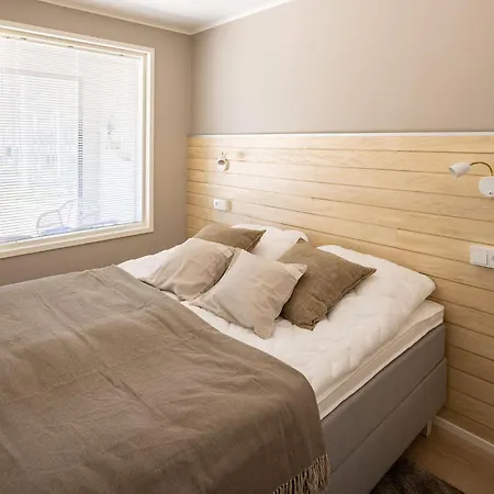 Tuomenkartano By Hiekka Apartment