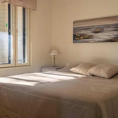 Tuomenkartano By Hiekka *