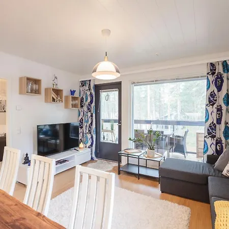 Tuomenkartano By Hiekka Kalajoki