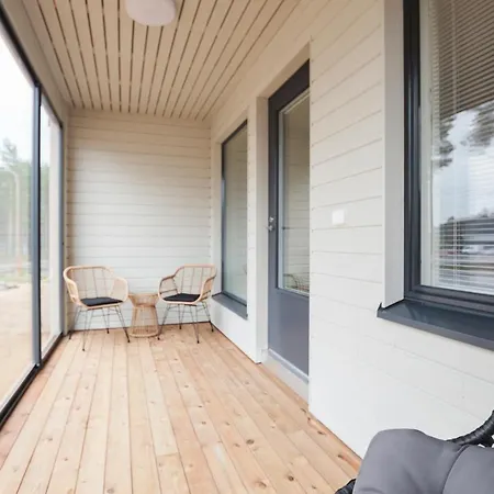 Апартаменты Tuomenkartano By Hiekka Калайоки