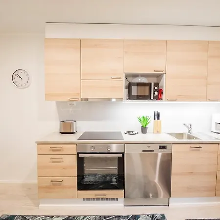 Tuomenkartano By Hiekka Калайоки