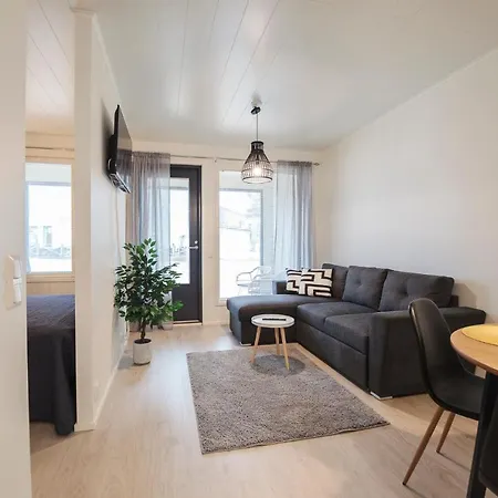 Tuomenkartano By Hiekka *