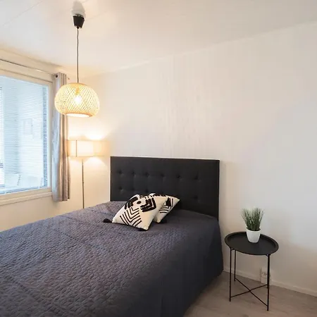 Tuomenkartano By Hiekka