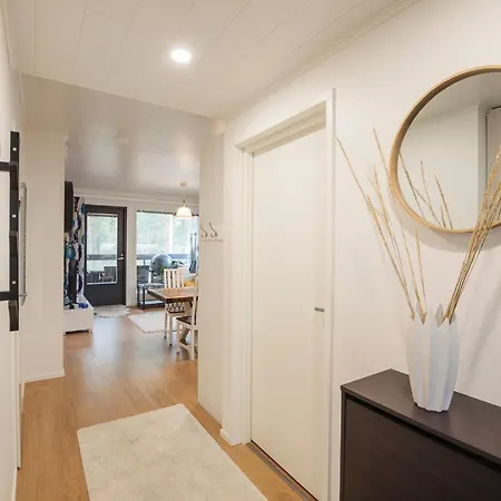 Tuomenkartano By Hiekka * 卡拉约基