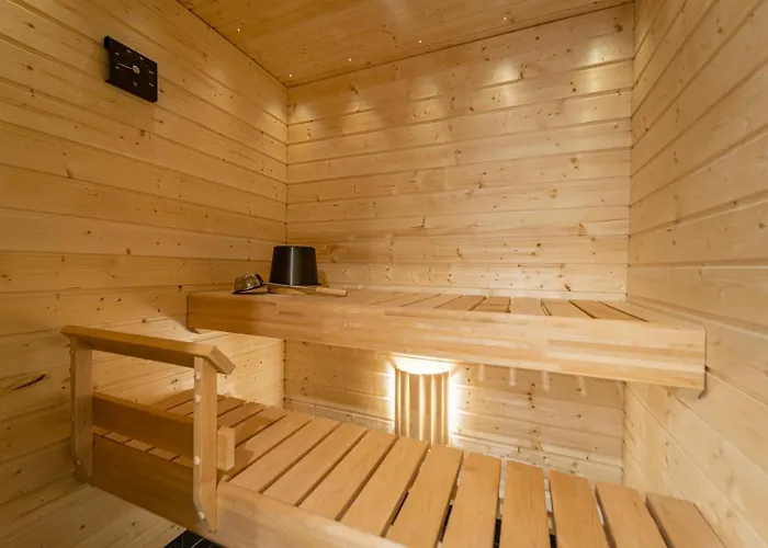 Tuomenkartano By Hiekka Kalajoki