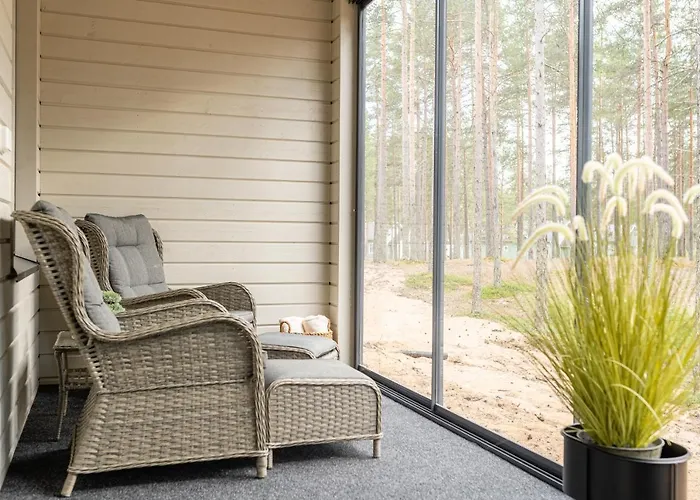 Tuomenkartano By Hiekka