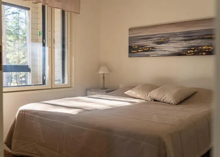 Tuomenkartano By Hiekka *