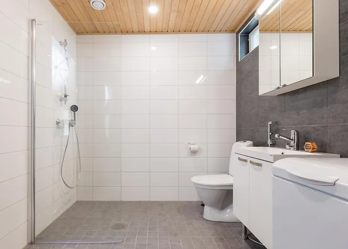 Tuomenkartano By Hiekka Kalajoki