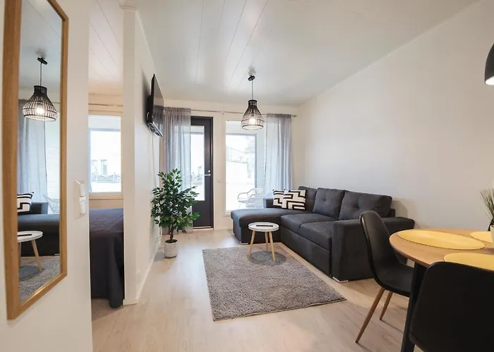 Tuomenkartano By Hiekka *